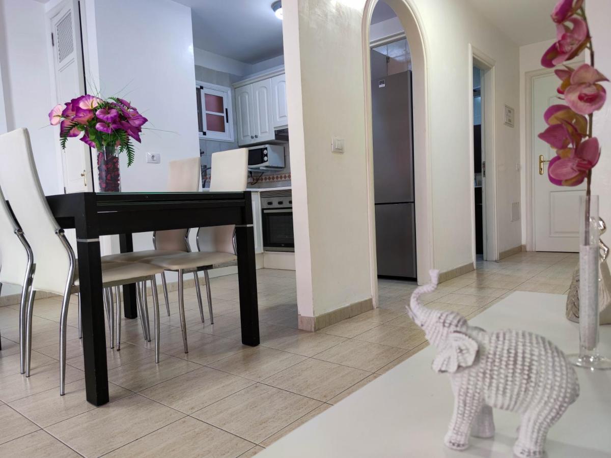 Los Cristianos - Heated Swimming Pool Air-Conditioned Exterior photo